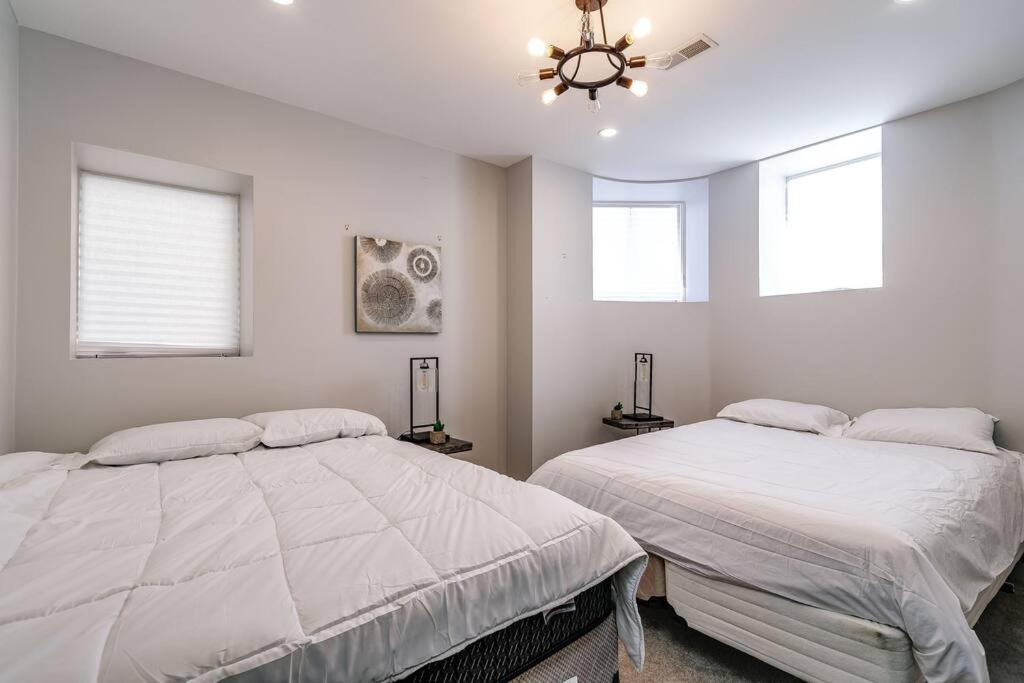 Immaculate Brand New Downtown Apartment